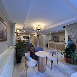 2* Hotell Gul
